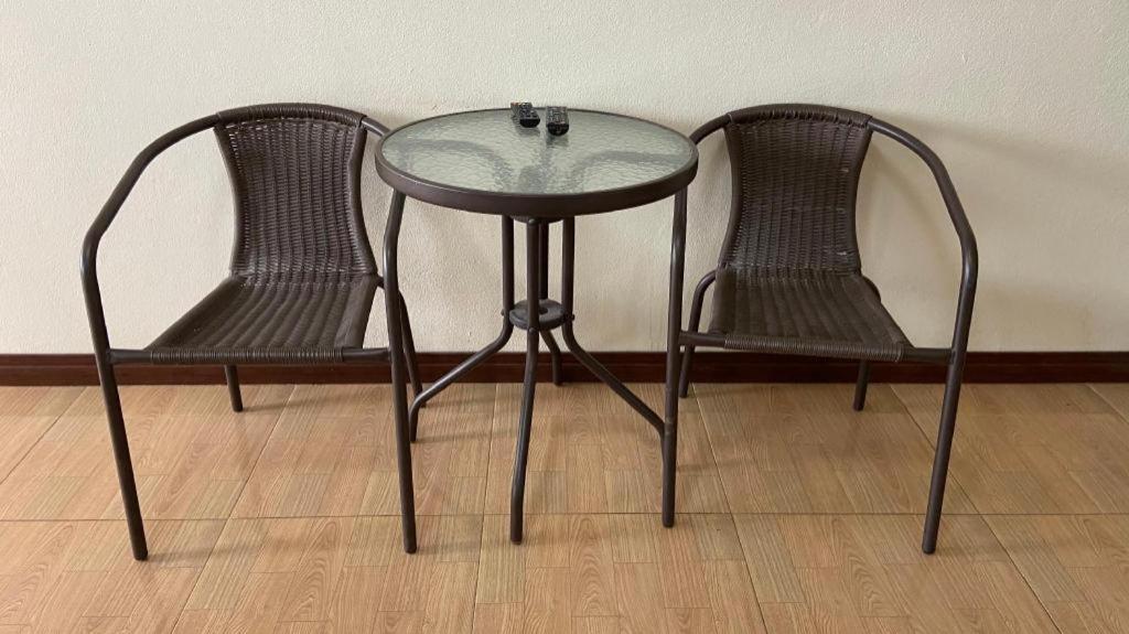 Prakaithong Hotel Amphoe Sawang Daen Din Exteriör bild